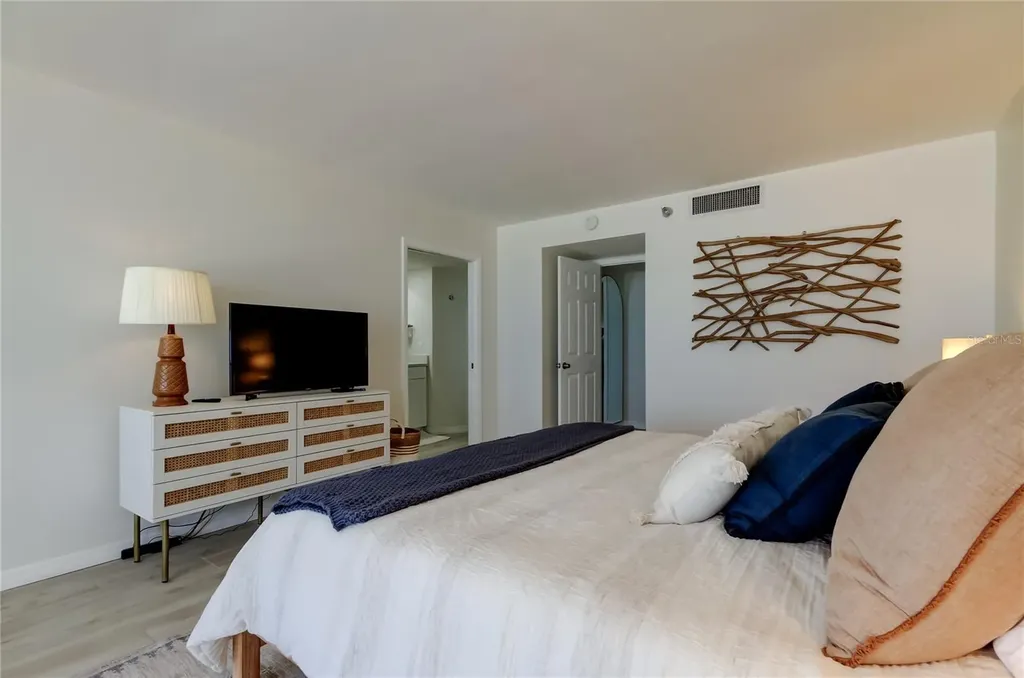 1290 Gulf Boulevard Clearwater Beach FL 33767