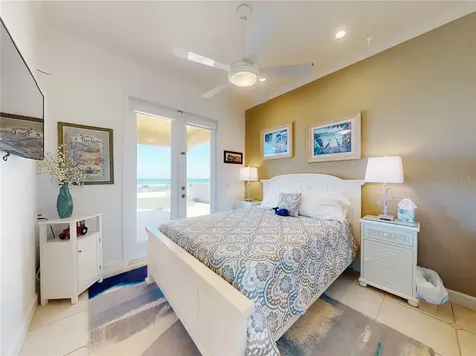811 N Atlantic Avenue New Smyrna Beach FL 32169