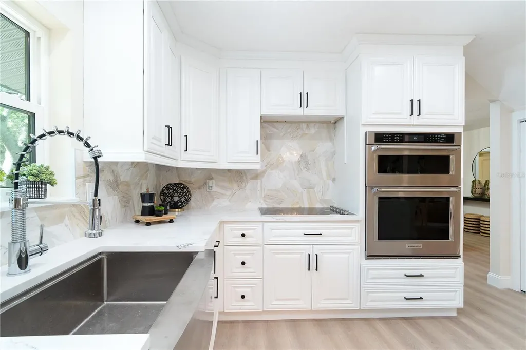 425 Laurel Road W Nokomis FL 34275