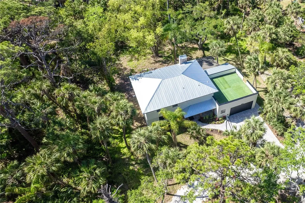 425 Laurel Road W Nokomis FL 34275
