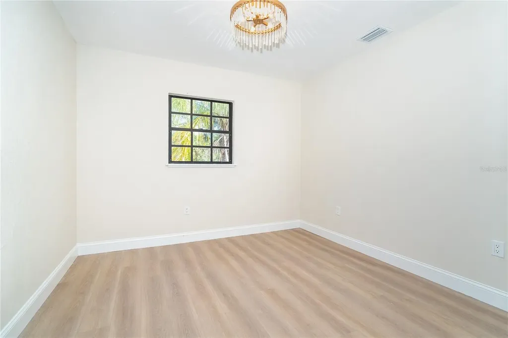 425 Laurel Road W Nokomis FL 34275