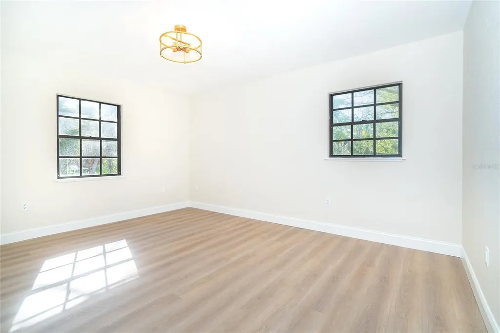 425 Laurel Road W Nokomis FL 34275
