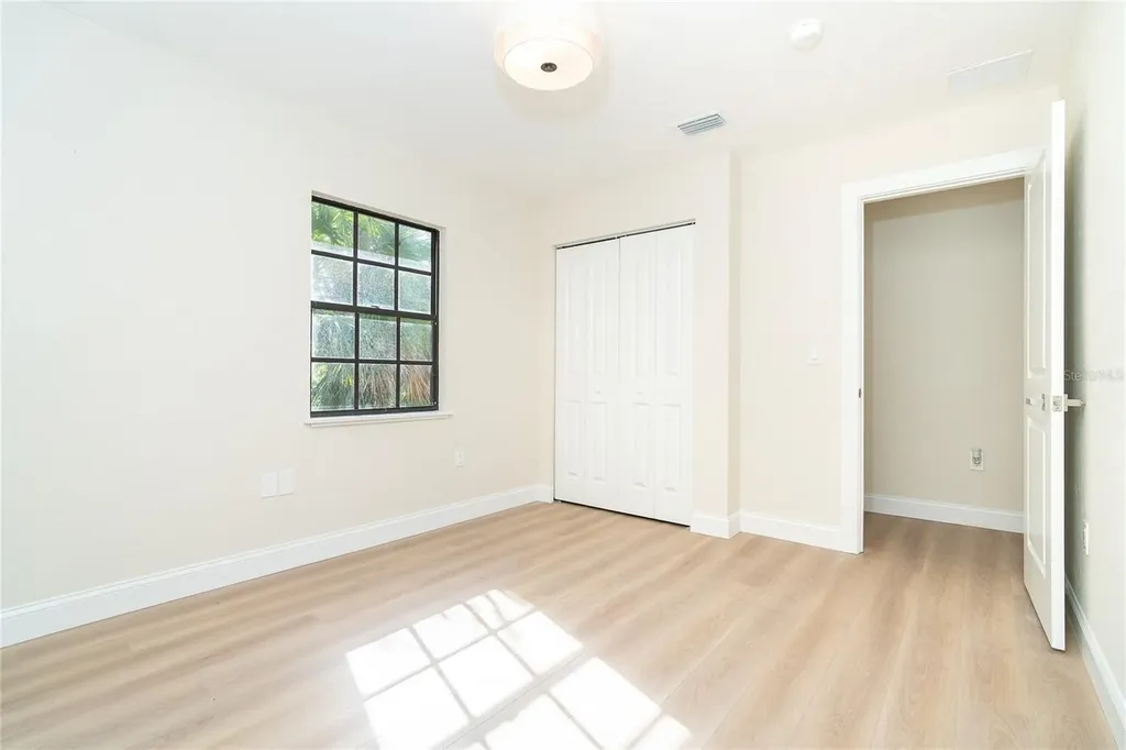 425 Laurel Road W Nokomis FL 34275