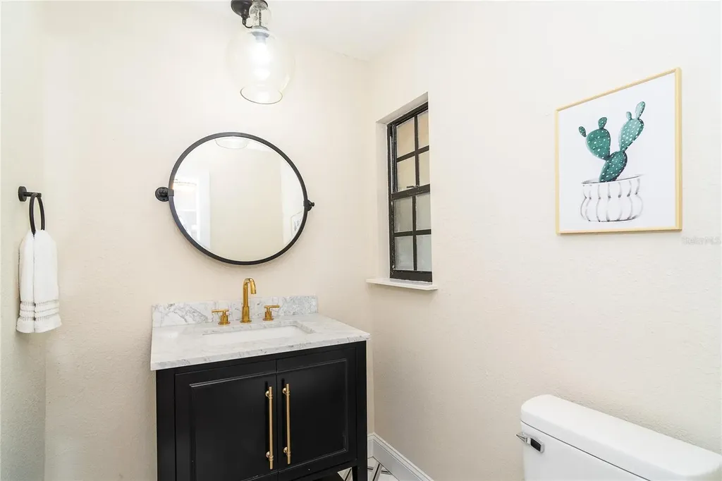 425 Laurel Road W Nokomis FL 34275
