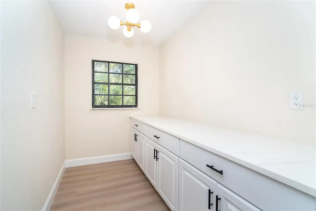 425 Laurel Road W Nokomis FL 34275