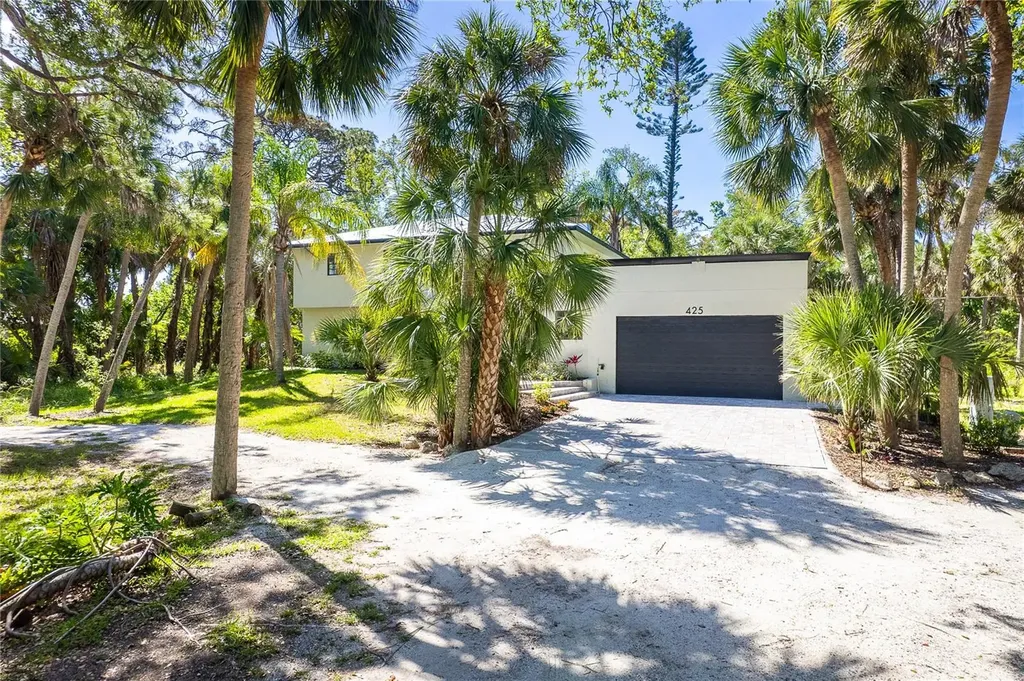 425 Laurel Road W Nokomis FL 34275