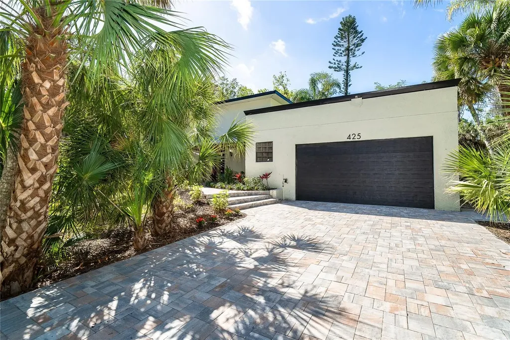 425 Laurel Road W Nokomis FL 34275