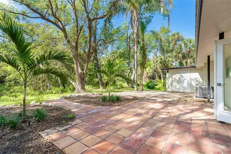 425 Laurel Road W Nokomis FL 34275