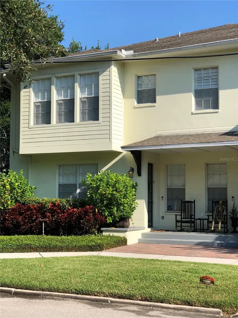 2305 W Watrous Avenue Tampa FL 33629