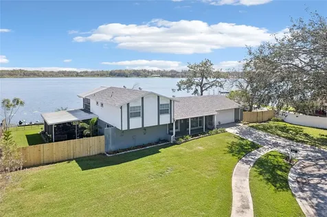 1222 Lady Elaine Drive Valrico FL 33594