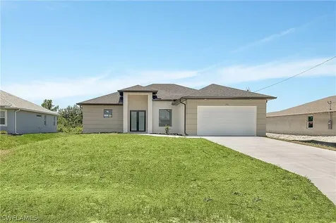 2921 7th Street SW Lehigh Acres FL 33976