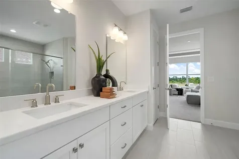 5214 Lake Venice Drive Wimauma FL 33598
