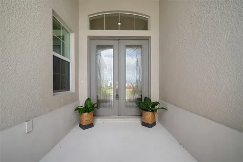 5214 Lake Venice Drive Wimauma FL 33598