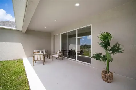 5214 Lake Venice Drive Wimauma FL 33598