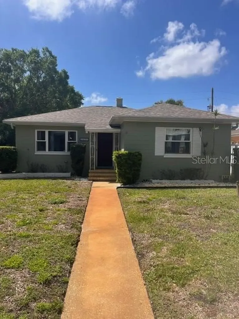 120 27th Avenue NE St Petersburg FL 33704