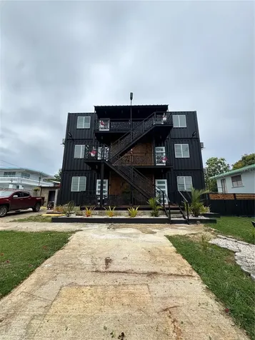 Condo. Entre Olas Carr. #686, Bo. Puerto Nuevo Vega Baja PR 00694