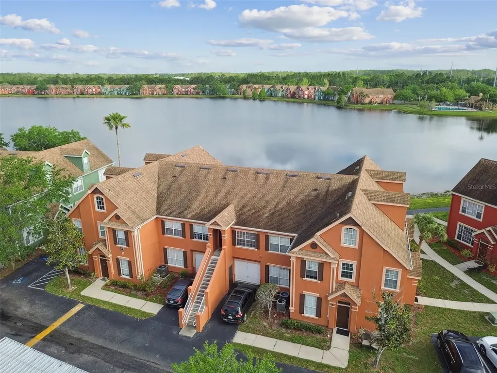 9740 Lake Chase Island Way Tampa FL 33626
