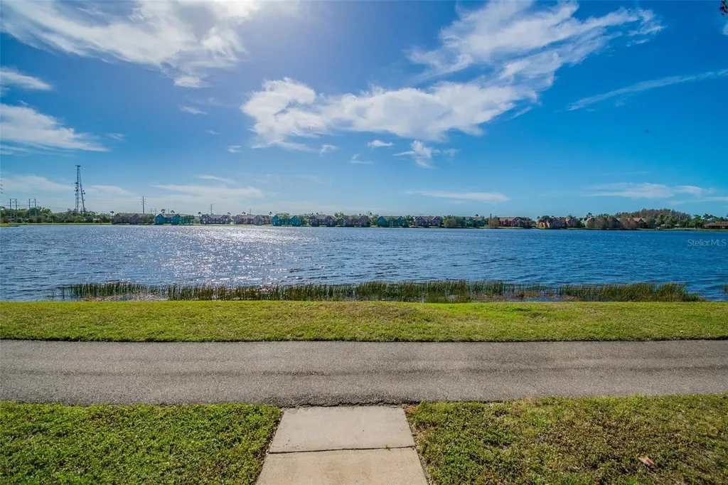 9740 Lake Chase Island Way Tampa FL 33626