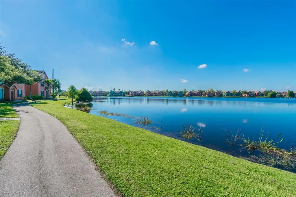 9740 Lake Chase Island Way Tampa FL 33626