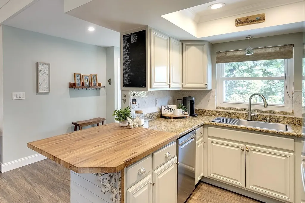 2224 Eugene Street Sarasota FL 34231