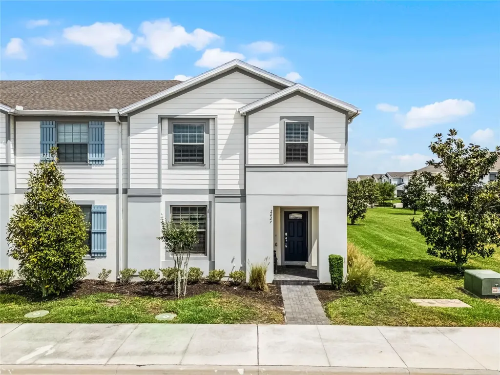 2427 Dubai Street Kissimmee FL 34747