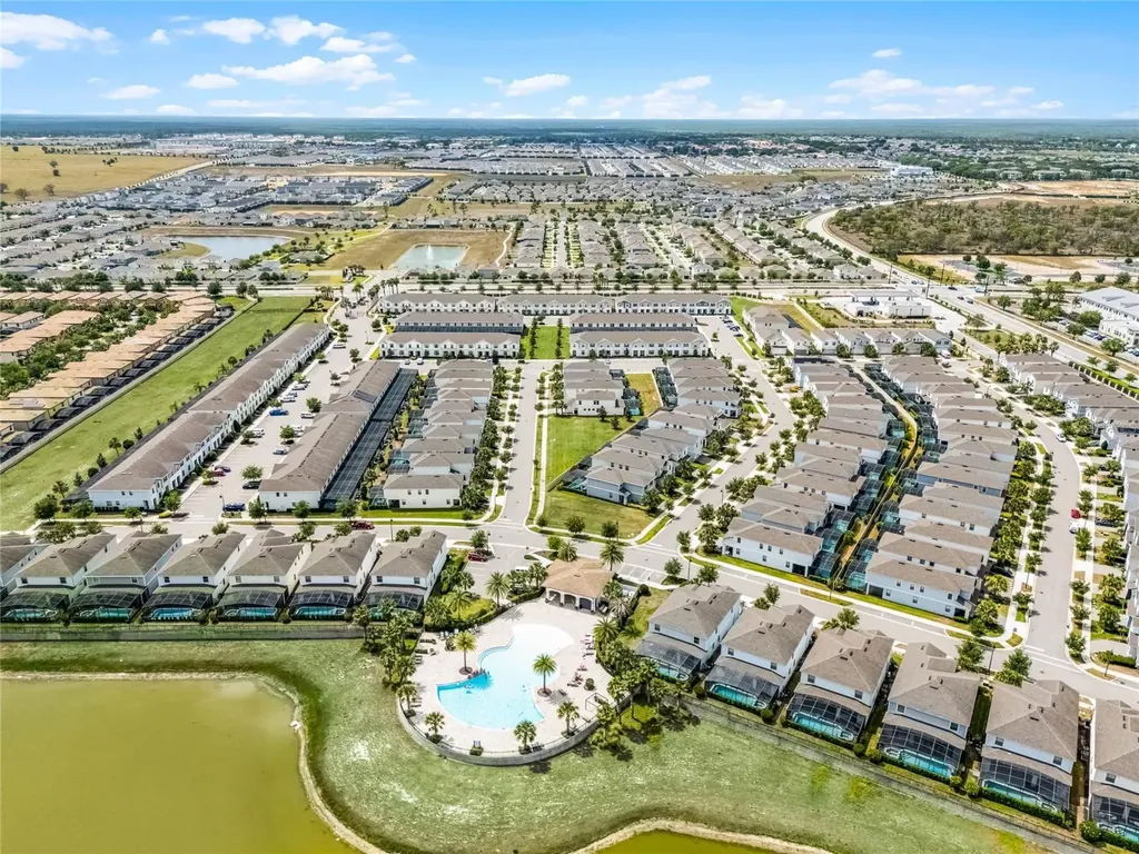 2427 Dubai Street Kissimmee FL 34747