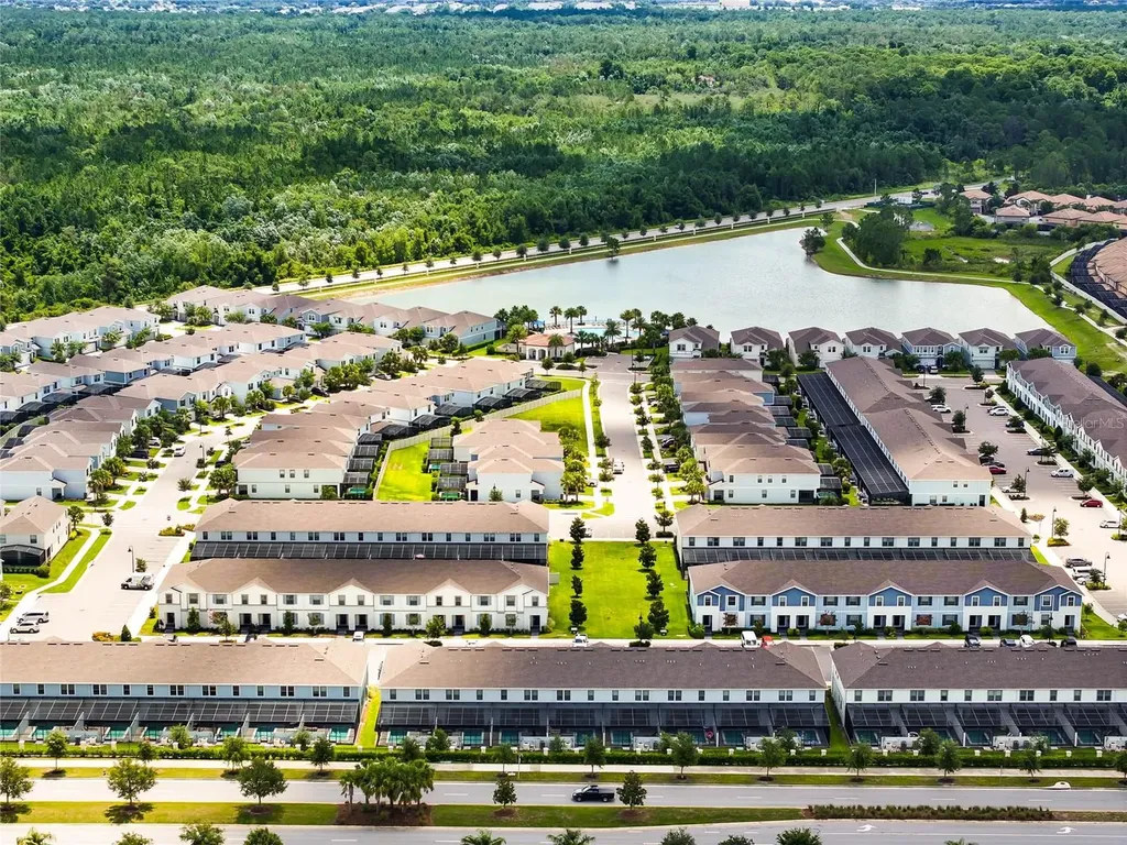 2427 Dubai Street Kissimmee FL 34747