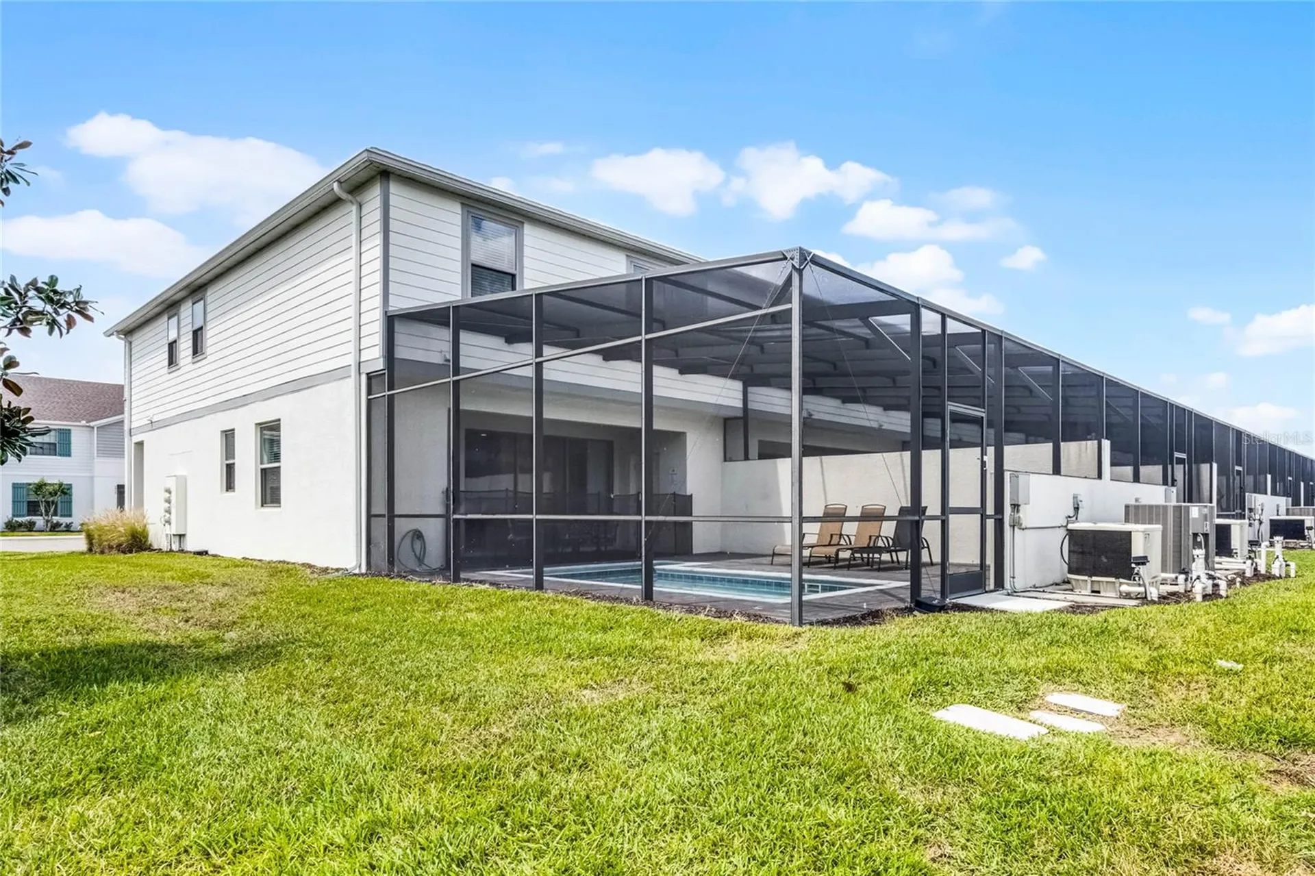 2427 Dubai Street Kissimmee FL 34747