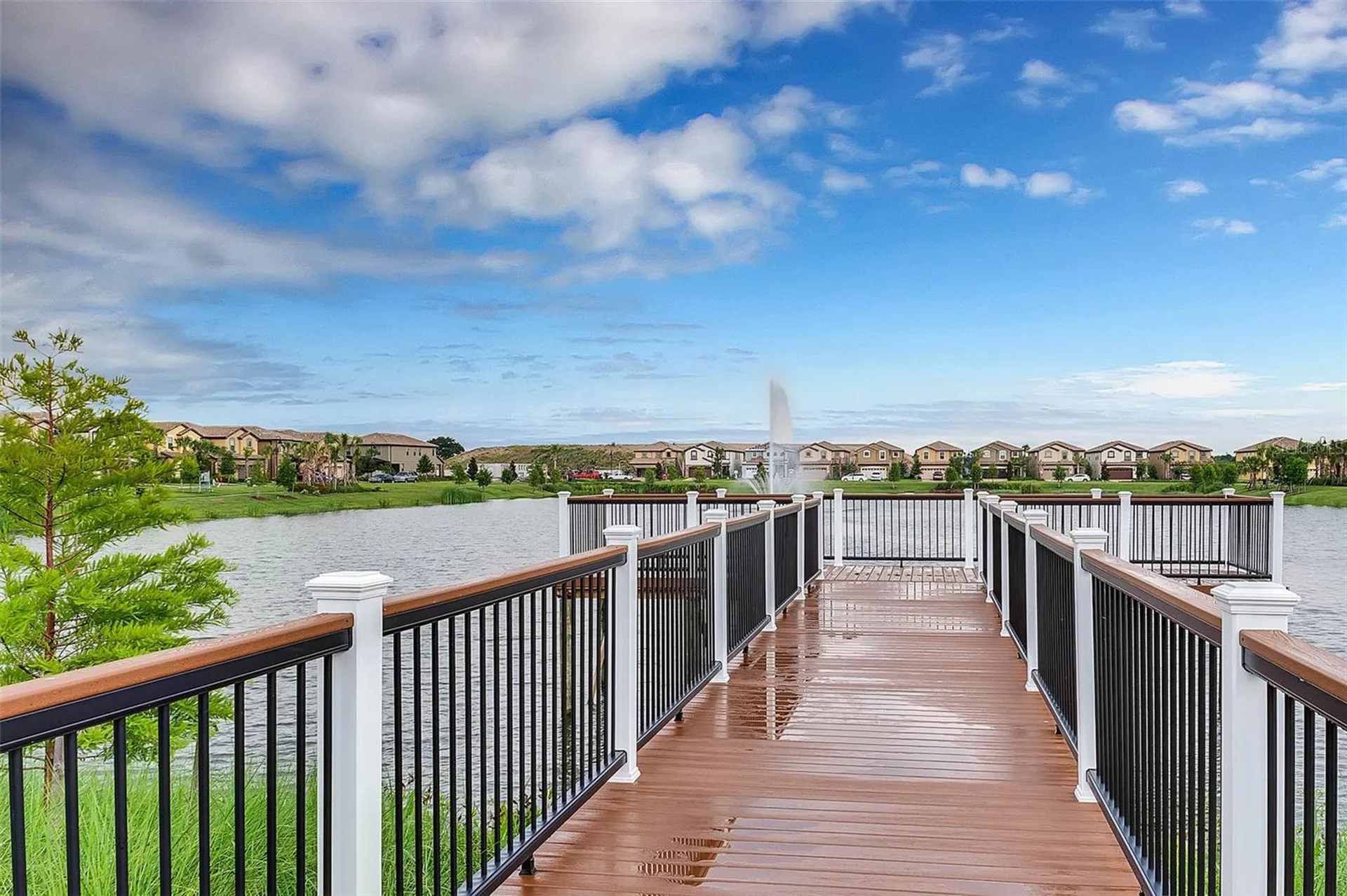 2427 Dubai Street Kissimmee FL 34747