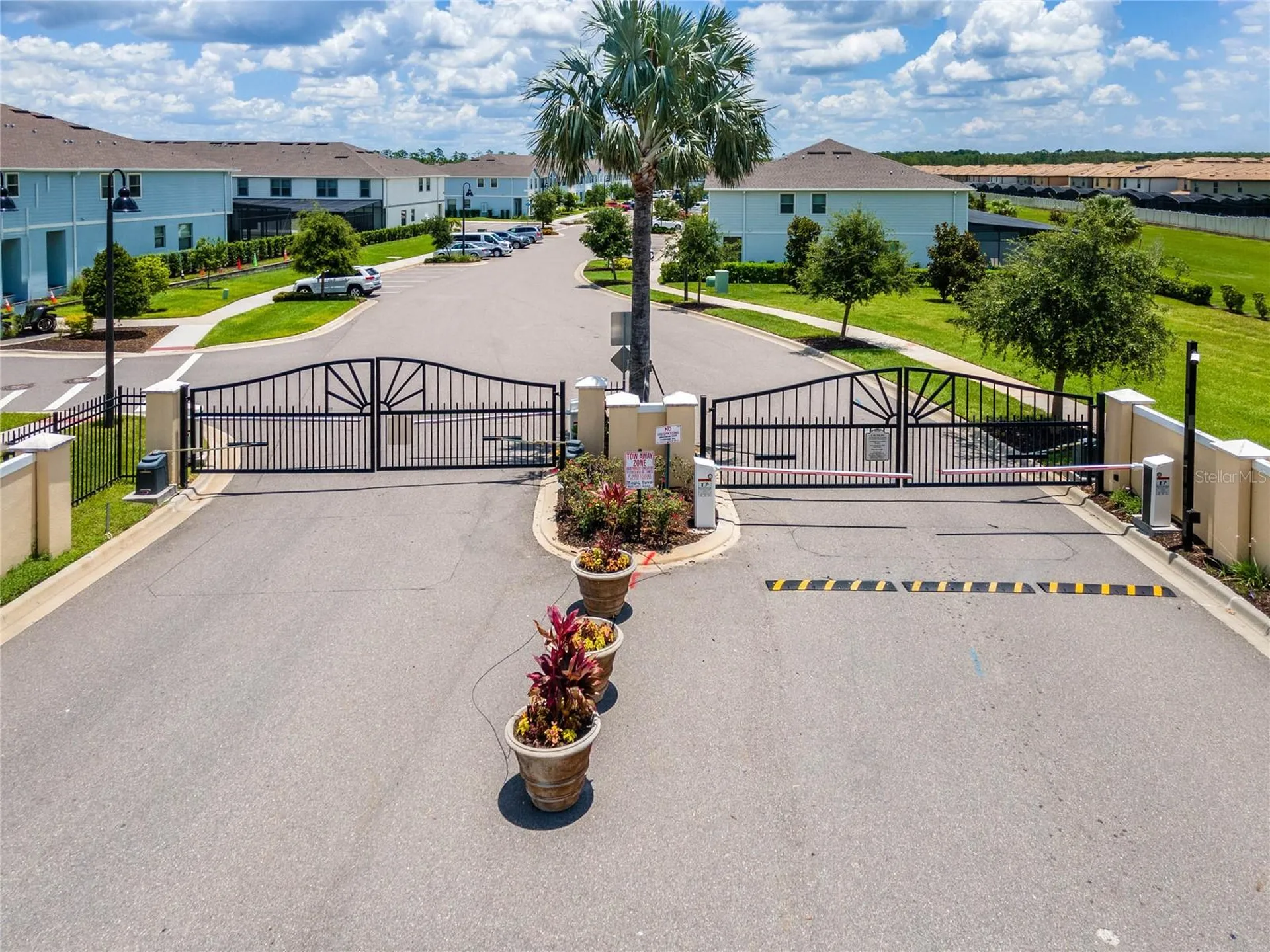 2427 Dubai Street Kissimmee FL 34747