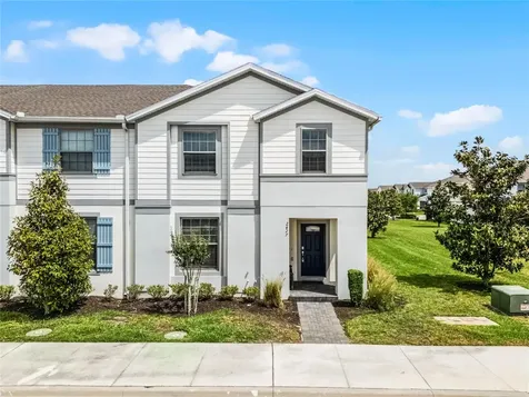 2427 Dubai Street Kissimmee FL 34747