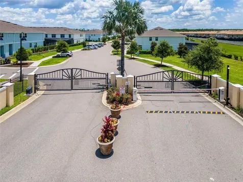 2427 Dubai Street Kissimmee FL 34747