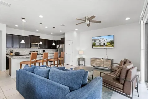 2427 Dubai Street Kissimmee FL 34747