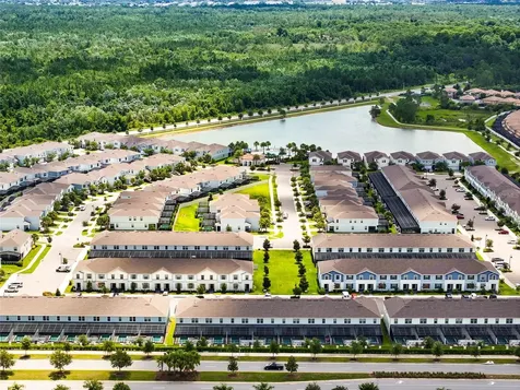 2427 Dubai Street Kissimmee FL 34747
