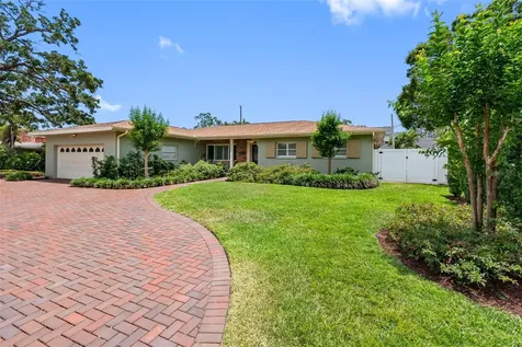 8300 37th Avenue N St Petersburg FL 33710