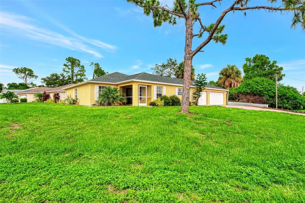 3530 Adelaide Avenue North Port FL 34288