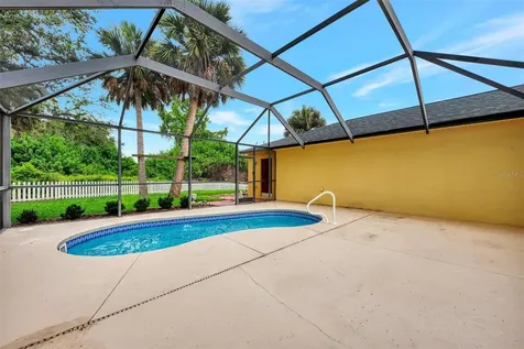3530 Adelaide Avenue North Port FL 34288