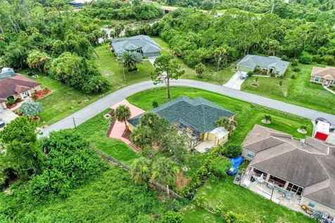 3530 Adelaide Avenue North Port FL 34288