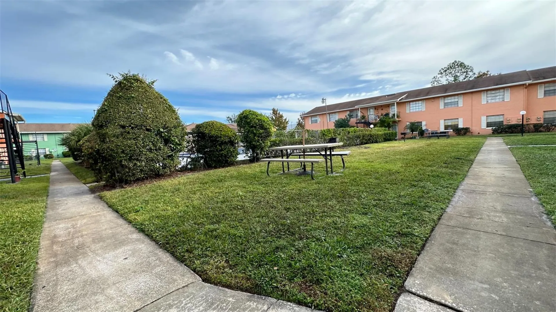 1651 W Oak Ridge Road Orlando FL 32809