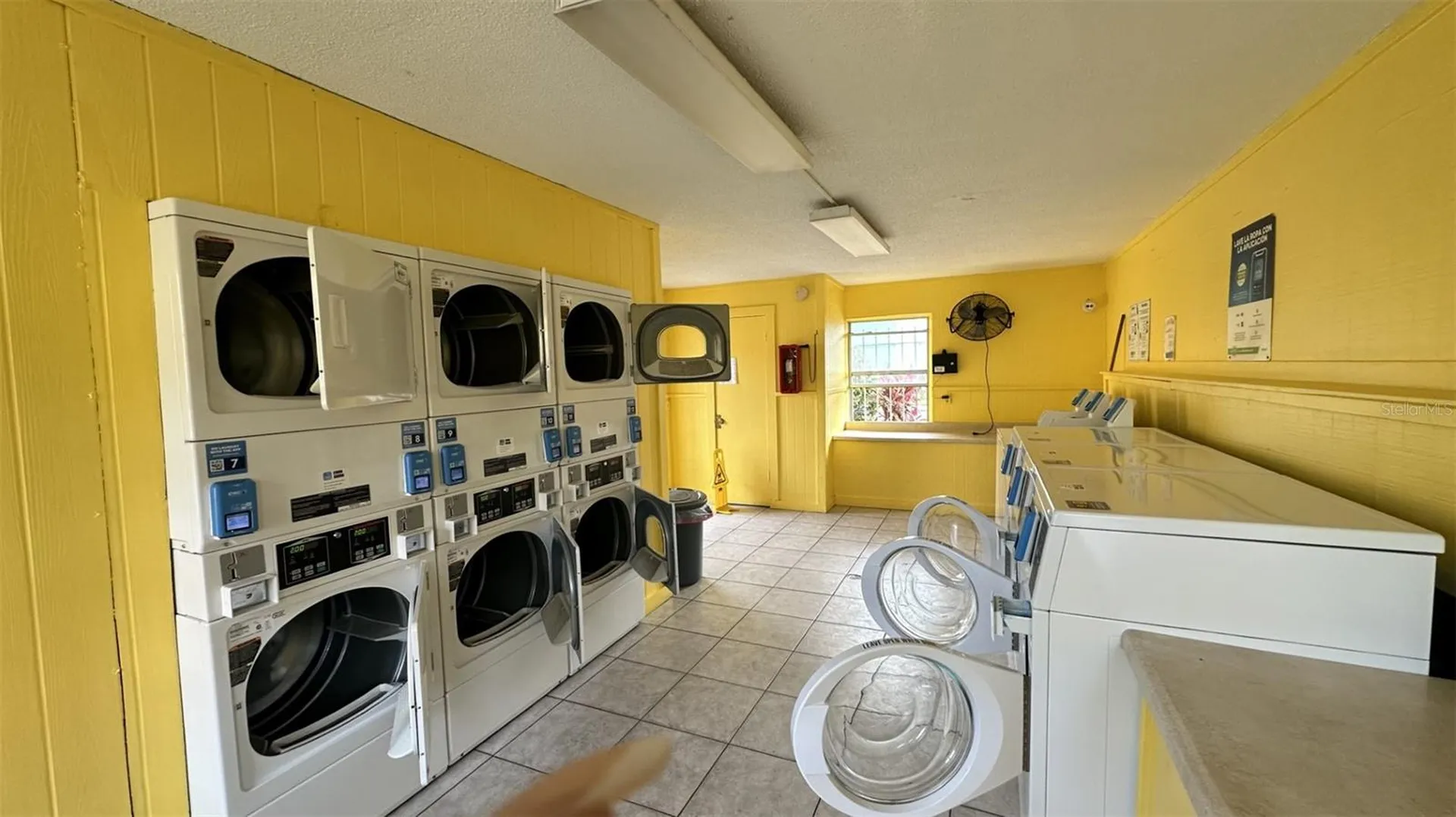 1651 W Oak Ridge Road Orlando FL 32809