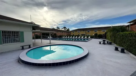 1651 W Oak Ridge Road Orlando FL 32809