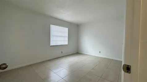 1651 W Oak Ridge Road Orlando FL 32809