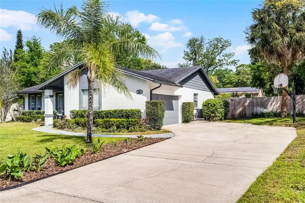 261 West Citrus Street Altamonte Springs FL 32714