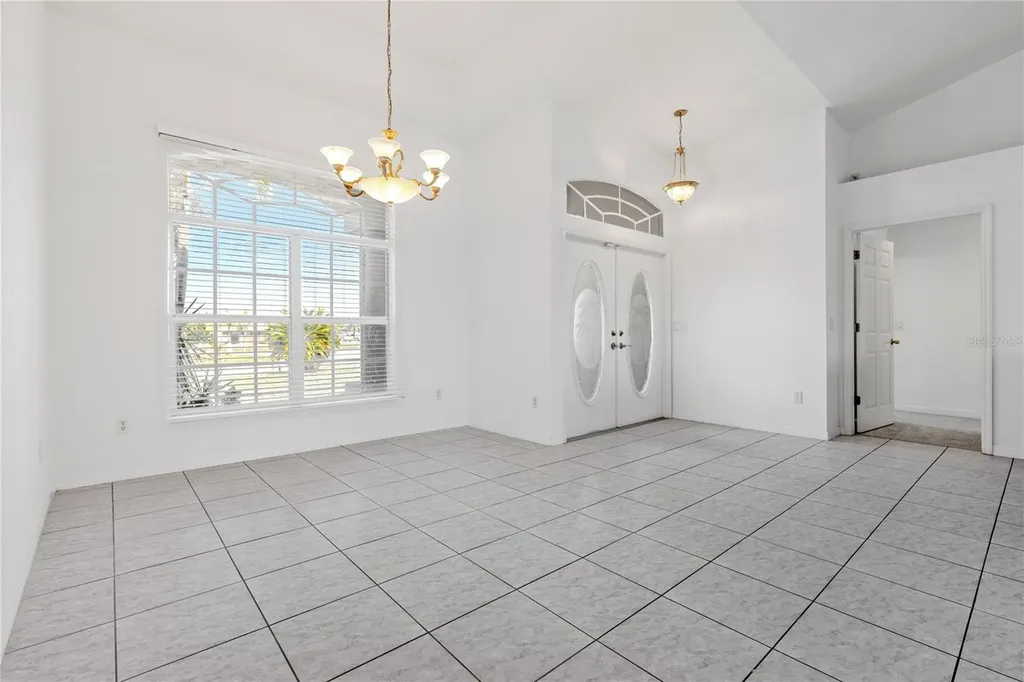 1001 NW 35th Avenue Cape Coral FL 33993