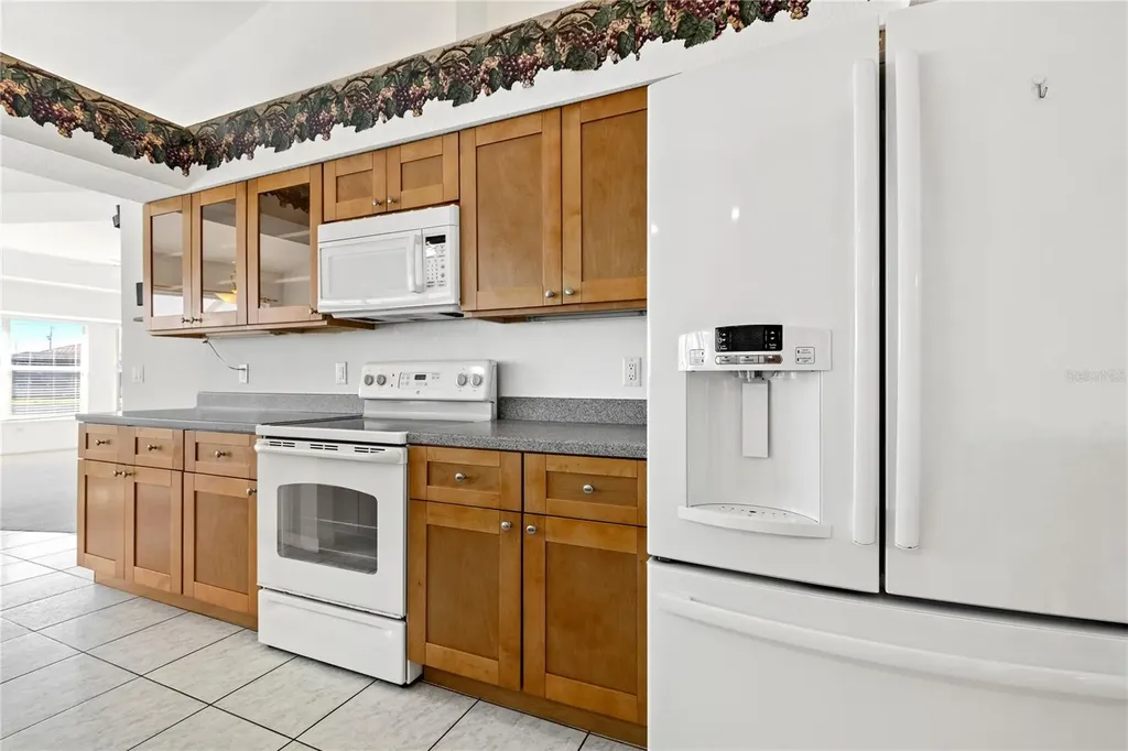 1001 NW 35th Avenue Cape Coral FL 33993