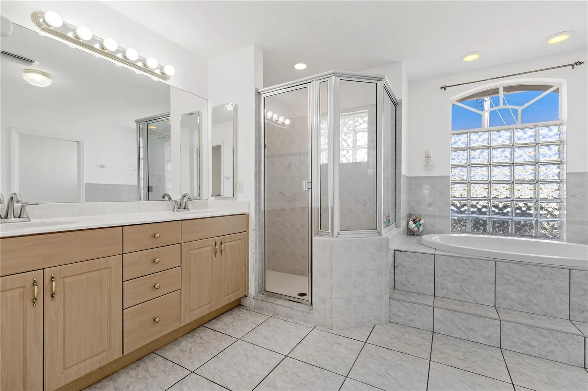 1001 NW 35th Avenue Cape Coral FL 33993