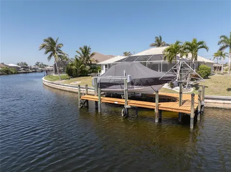 1001 NW 35th Avenue Cape Coral FL 33993