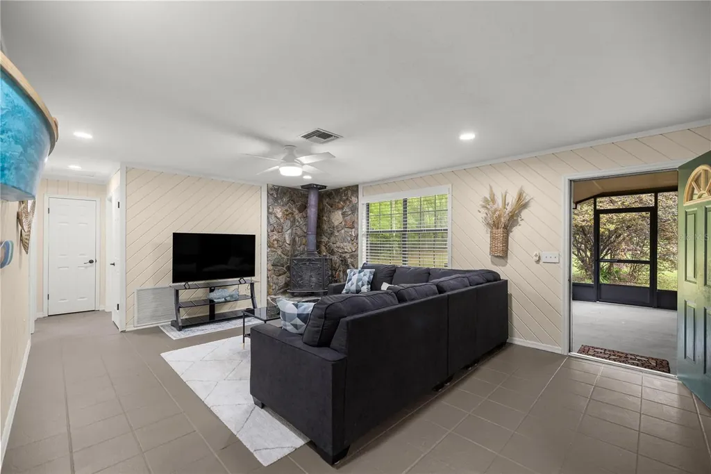 20190 SW 54th Street Dunnellon FL 34431