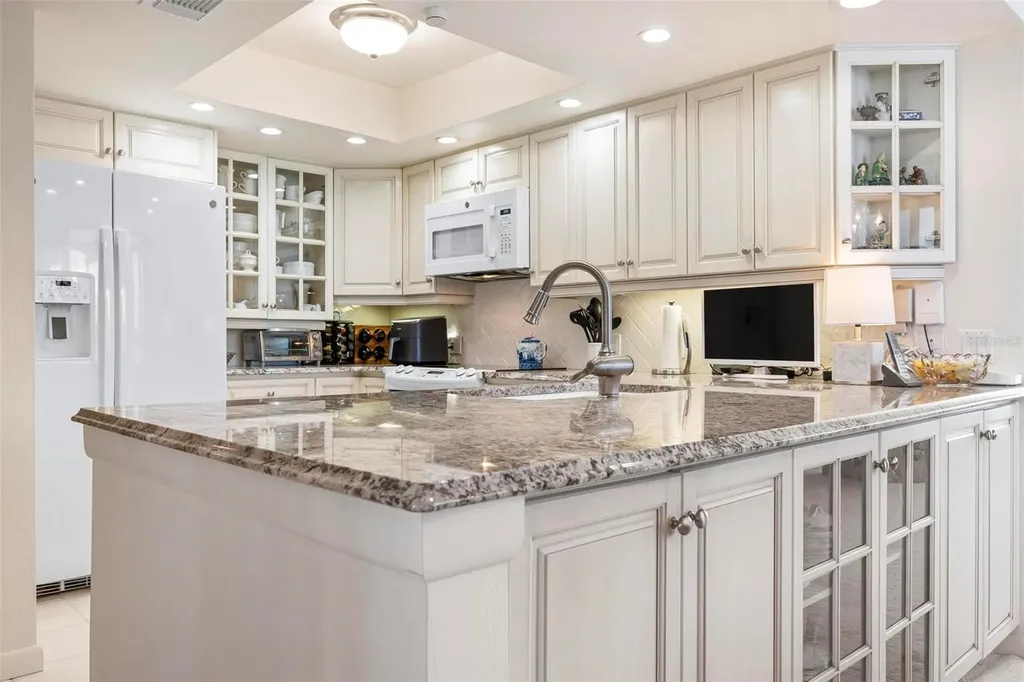 627 Alhambra Road Venice FL 34285