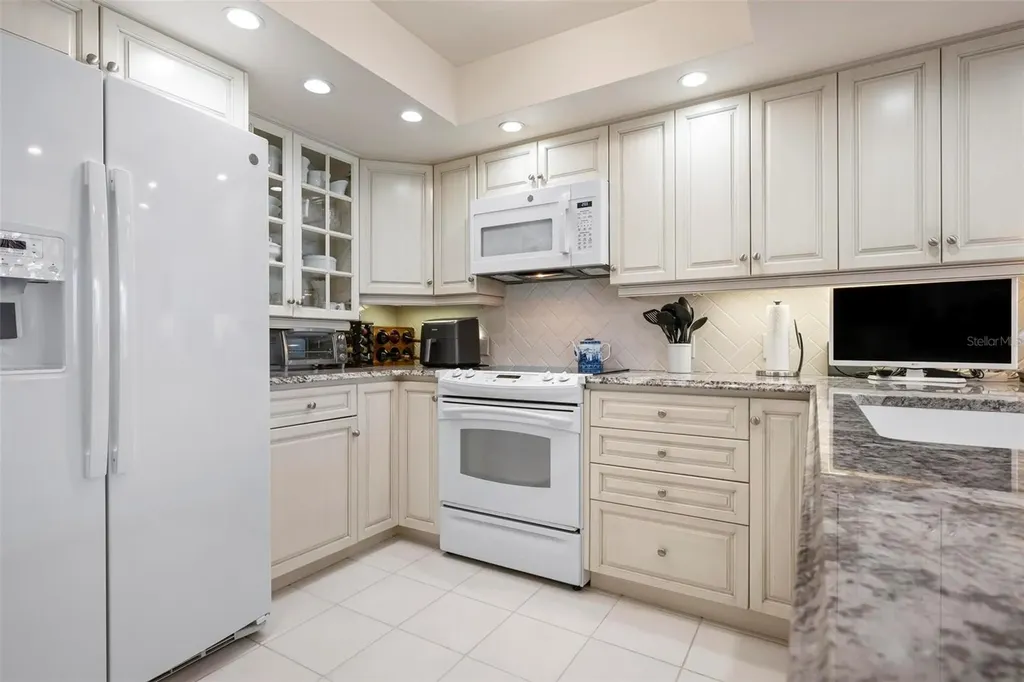627 Alhambra Road Venice FL 34285